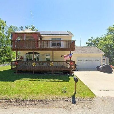 2111 Vine St, Cedar Falls, IA 50613