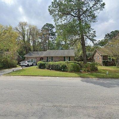 221 Kennington Dr, Goose Creek, SC 29445