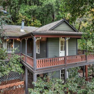 221 Mountain St, Boulder Creek, CA 95006