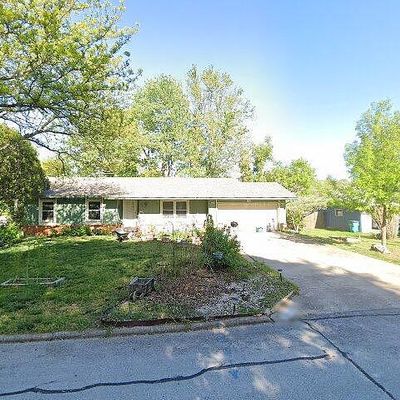 2210 S Oak Grove Ave, Springfield, MO 65804