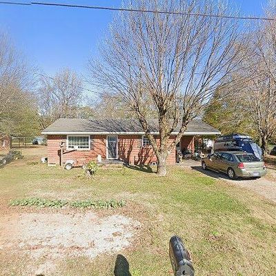 225 Plainview Dr, Savannah, TN 38372