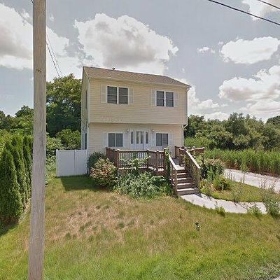 229 Shawomet Ave, Warwick, RI 02889