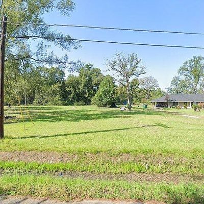 22982 Charles Holden Rd, Holden, LA 70744