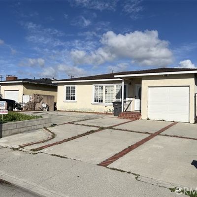 23426 Mehden Ave, Carson, CA 90745