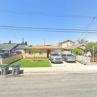 201 W 214 Th St, Carson, CA 90745