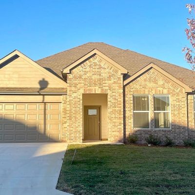 204 Mikah Drive, Maumelle, AR 72113