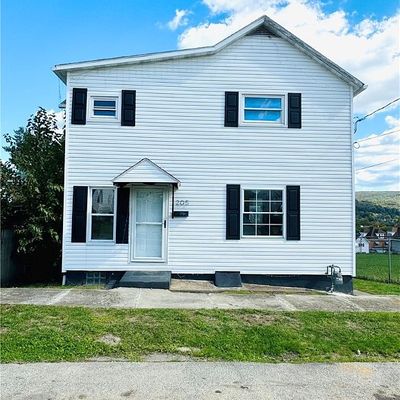 205 S 10 Th St, Connellsville, PA 15425