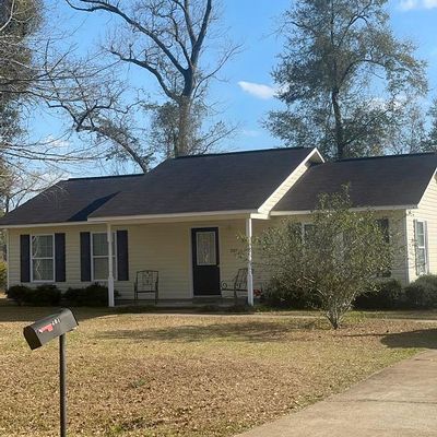 207 Edgewood Ave, Bainbridge, GA 39819