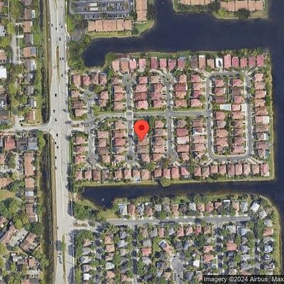 2071 Nw 99 Th Ter, Pembroke Pines, FL 33024