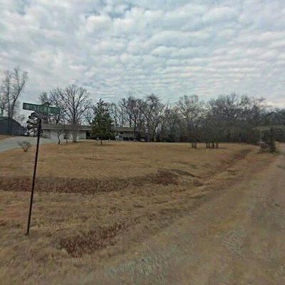 210 Northwest St, Bull Shoals, AR 72619