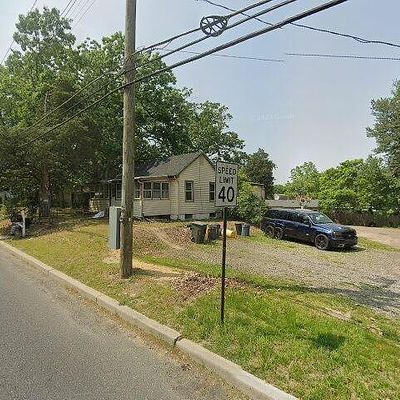 27 Hickstown Rd, Pine Hill, NJ 08021