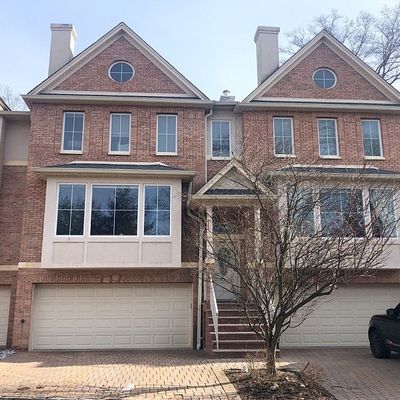 27 Harrington Ct, Harrington Park, NJ 07640