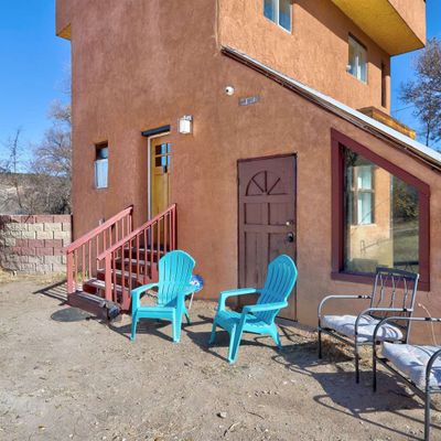 272 State Road 75, Dixon, NM 87527