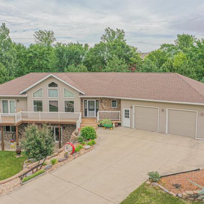 2761 Lake Victoria Se, Alexandria, MN 56308