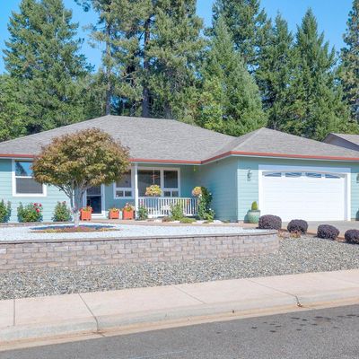 281 Merlot Dr, Cave Junction, OR 97523