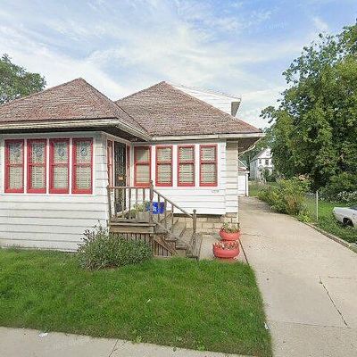 2958 N 13 Th St, Milwaukee, WI 53206