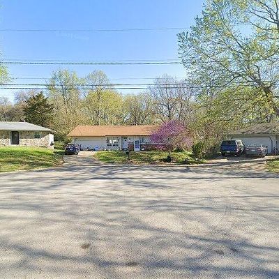 2961 E Monroe Ter, Springfield, MO 65802