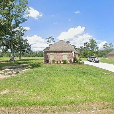 24070 Patricia St, Springfield, LA 70462