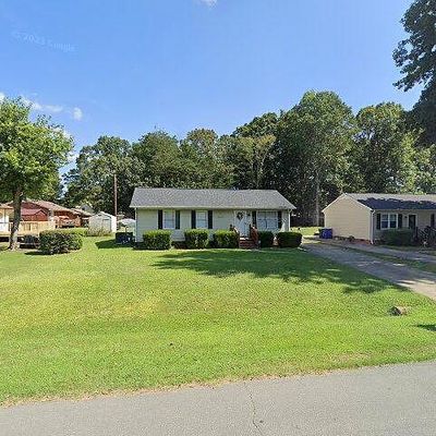 2410 Evergreen Ave, Burlington, NC 27217