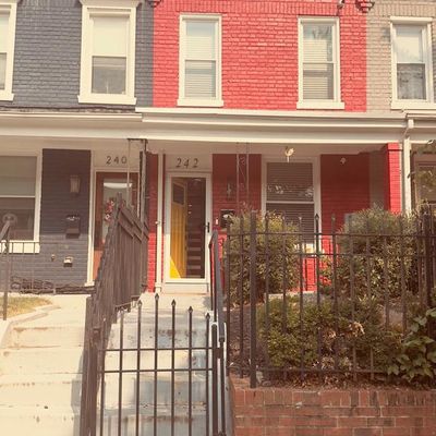 242 16 Th St Se, Washington, DC 20003