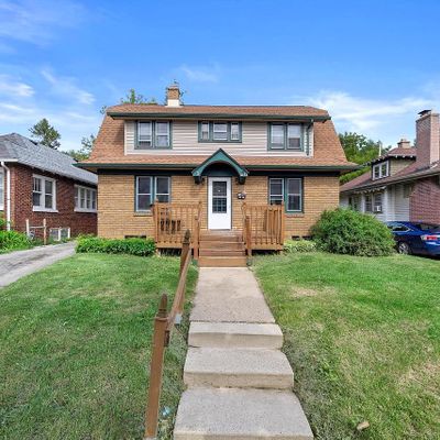 2432 N 55 Th St, Milwaukee, WI 53210