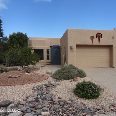 244 N Running Spring Dr, Green Valley, AZ 85614