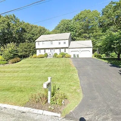 25 Lockewood Dr, Franklin, MA 02038