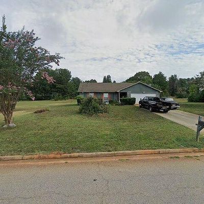 2579 Rosecommons Dr, Hampton, GA 30228