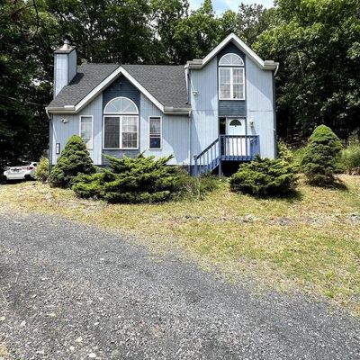 258 Stafford Dr, Bushkill, PA 18324