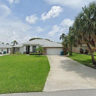 260 Riggs Ave, Melbourne Beach, FL 32951