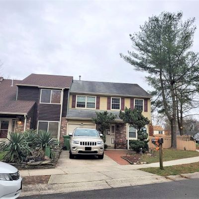 325 Shady Ln, Marlton, NJ 08053