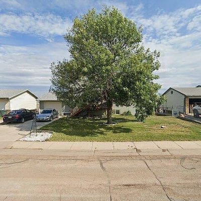 3302 Crestline Cir, Gillette, WY 82716