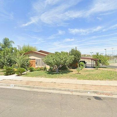 358 S K St, Dinuba, CA 93618