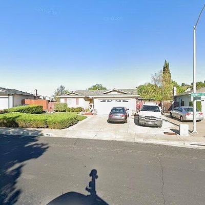 3600 Mountaire Dr, Antioch, CA 94509