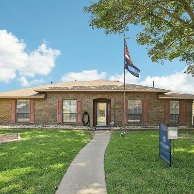 3606 Andrea Ln, Rowlett, TX 75088