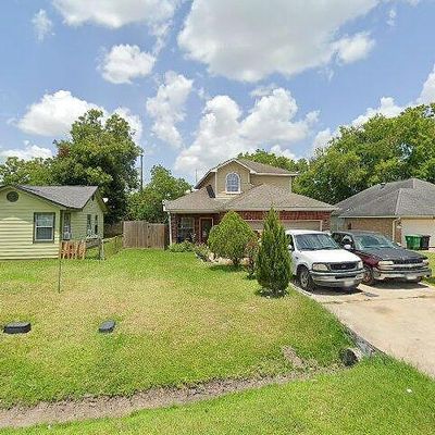 3701 Grassmere St, Houston, TX 77051