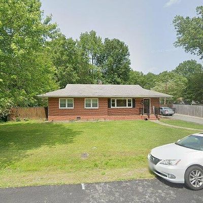 302 John St, Ashland, VA 23005