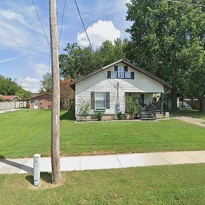 308 N Pine Ave, Republic, MO 65738