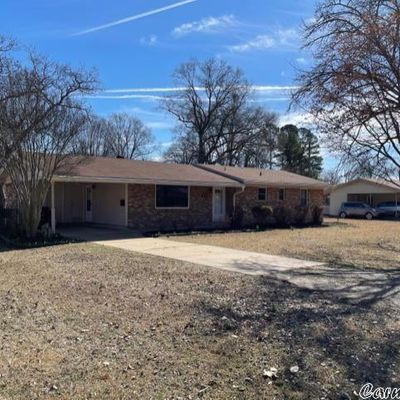 311 N Jeff Davis Avenue, Jacksonville, AR 72076