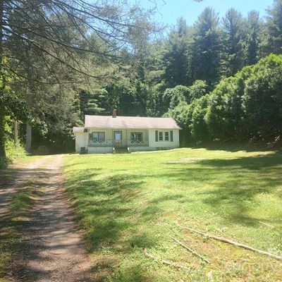 3189 N River Rd, Sylva, NC 28779