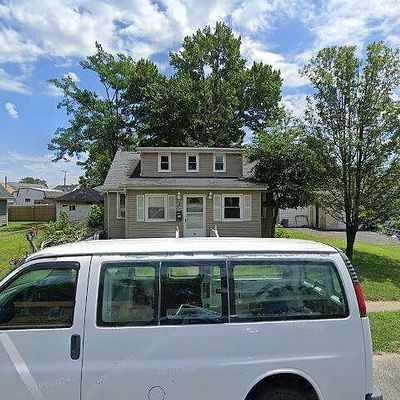 32 Sunset St, Keansburg, NJ 07734