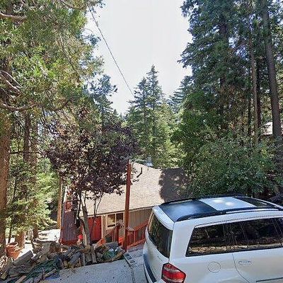 322 Cedarbrook Dr, Twin Peaks, CA 92391