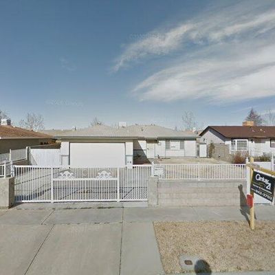 415 E Avenue J13, Lancaster, CA 93535