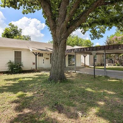 423 Marengo St, Cleburne, TX 76033