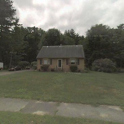 46 Nottingham Rd, Dracut, MA 01826