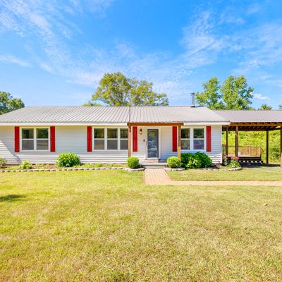 382 Lamb Rd, Moreland, GA 30259