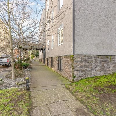 403 Terry Ave #2, Seattle, WA 98104