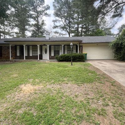 506 W Pine Needle Ct, Ridgeland, MS 39157