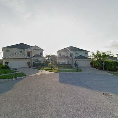 523 Higher Combe Dr, Davenport, FL 33897