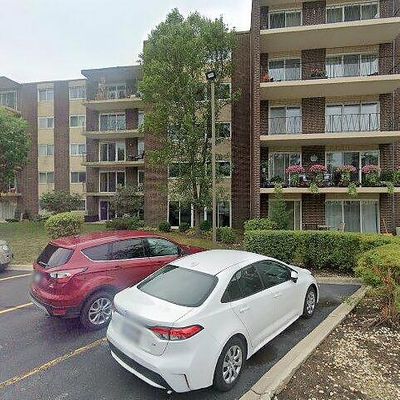 5300 Walnut Ave #15 A, Downers Grove, IL 60515